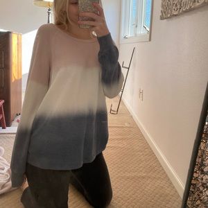 Crew neck light sweatshirt